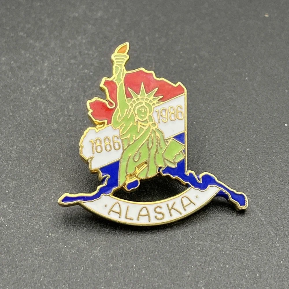 Alaska Centennial 100 Years Statue Of Liberty Lapel Hat Pin‎